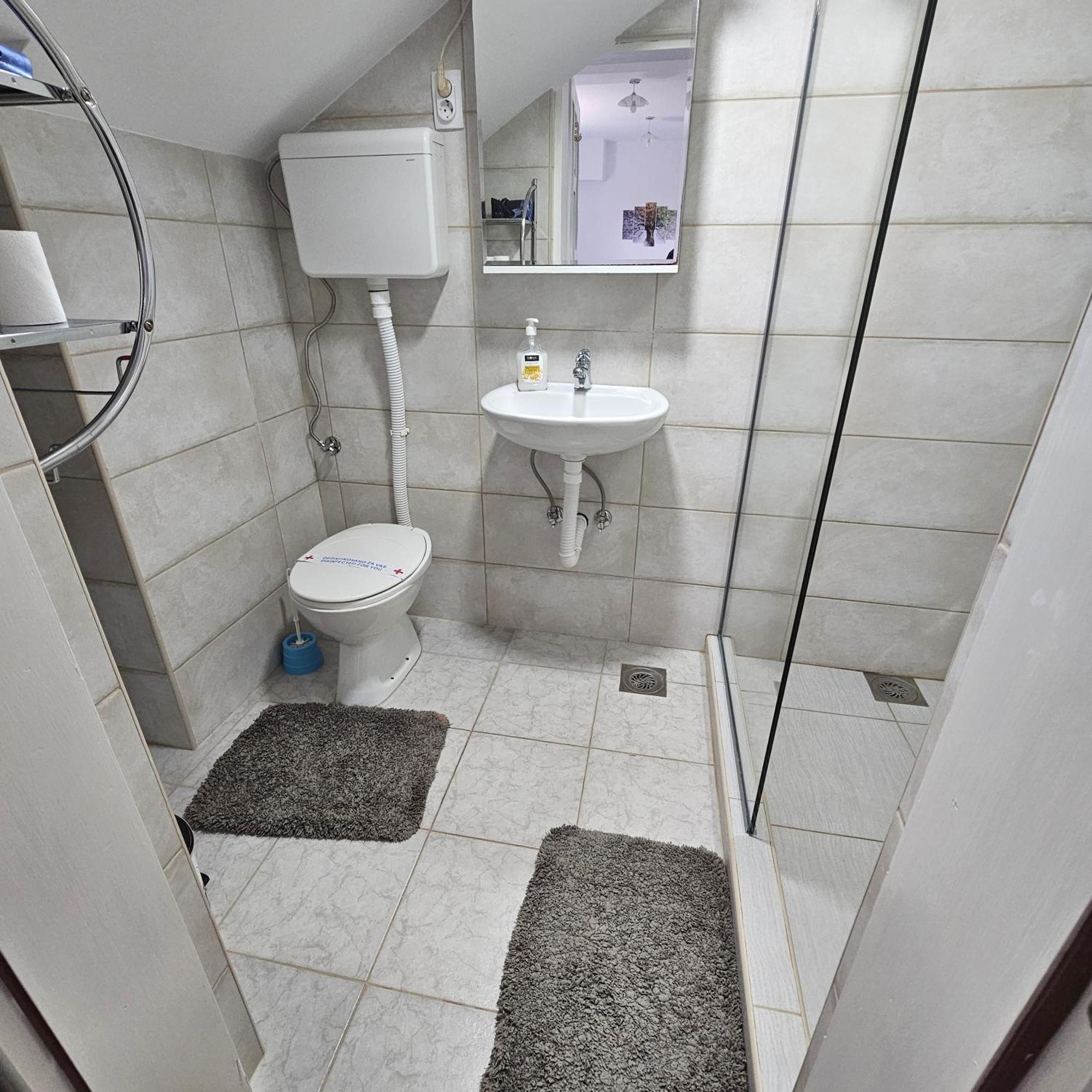 Sleep & Go Apartamento Surčin Exterior foto