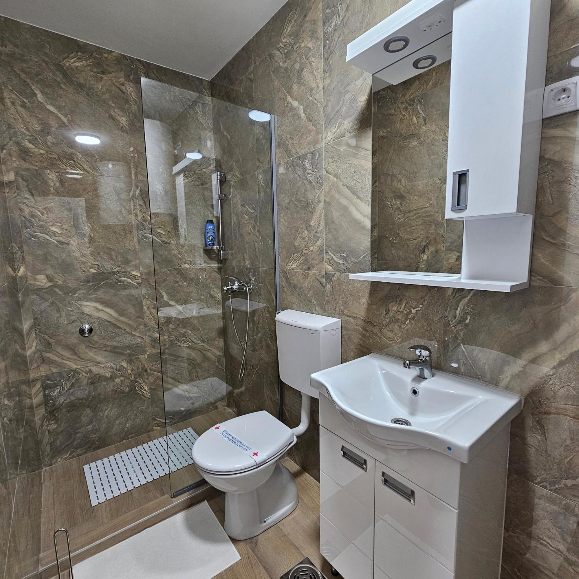 Sleep & Go Apartamento Surčin Exterior foto